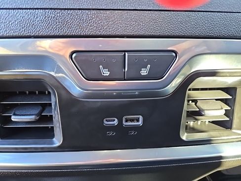 Used 2025 GMC Sierra 1500 Denali Ultimate image 58