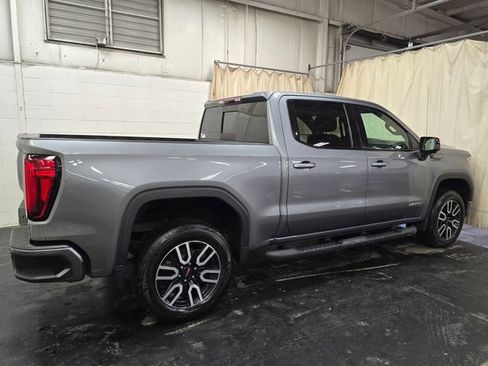 Used 2020 GMC Sierra 1500 AT4 w/ AT4 Premium Package AWD/4WD image 6