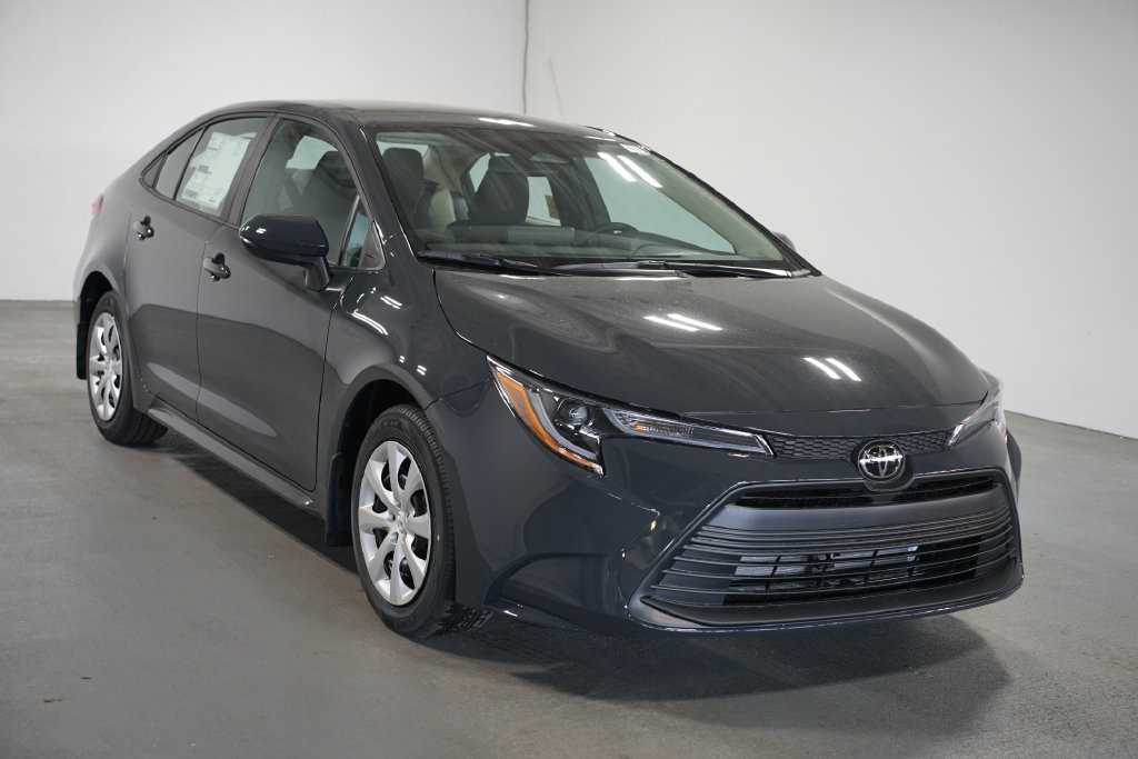 New 2027 Toyota Corolla LE FWD image 3