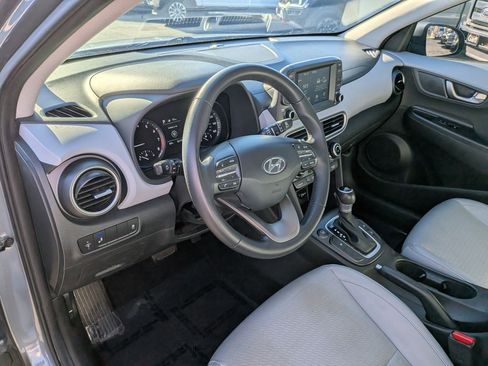 Used 2018 Hyundai Kona Limited image 17
