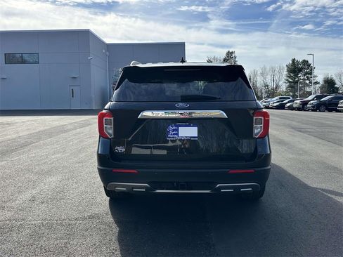 Used 2023 Ford Explorer XLT w/ Equipment Group 202A image 25