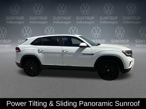 Used 2023 Volkswagen Atlas Cross Sport SE w/ Panoramic Sunroof Package FWD image 8