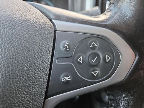 Used 2018 Chevrolet Colorado ZR2 image 17