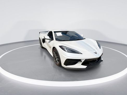 Used 2023 Chevrolet Corvette Stingray Premium Conv w/ Z51 Performance Package RWD image 2