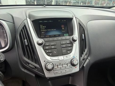 Used 2012 Chevrolet Equinox LT FWD image 12