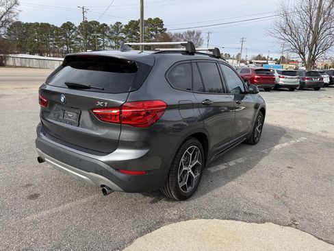 Used 2017 BMW X1 xDrive28i image 6