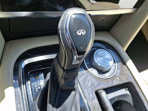 Used 2022 INFINITI QX80 Luxe w/ Cargo Package AWD/4WD image 17