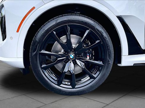 New 2027 BMW X7 xDrive40i w/ Executive Package AWD/4WD image 11