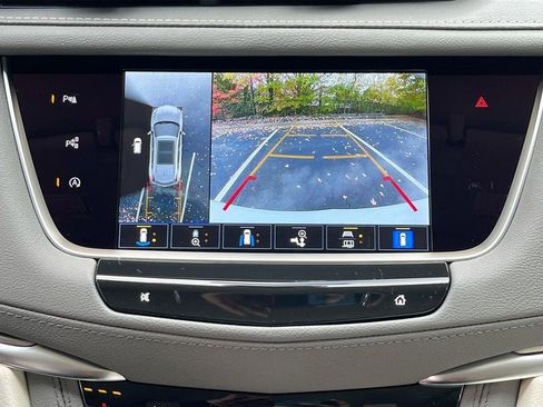 New 2026 Cadillac XT5 Premium Luxury w/ Driver Assist Package AWD/4WD image 13