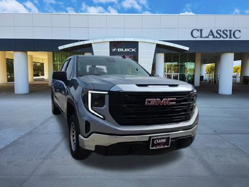 Used 2024 GMC Sierra 1500 Pro w/ Pro Value Package image 2