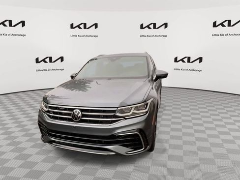 Used 2022 Volkswagen Tiguan SEL R-Line AWD/4WD image 4