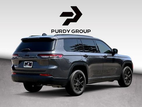 Used 2025 Jeep Grand Cherokee L Altitude RWD image 8