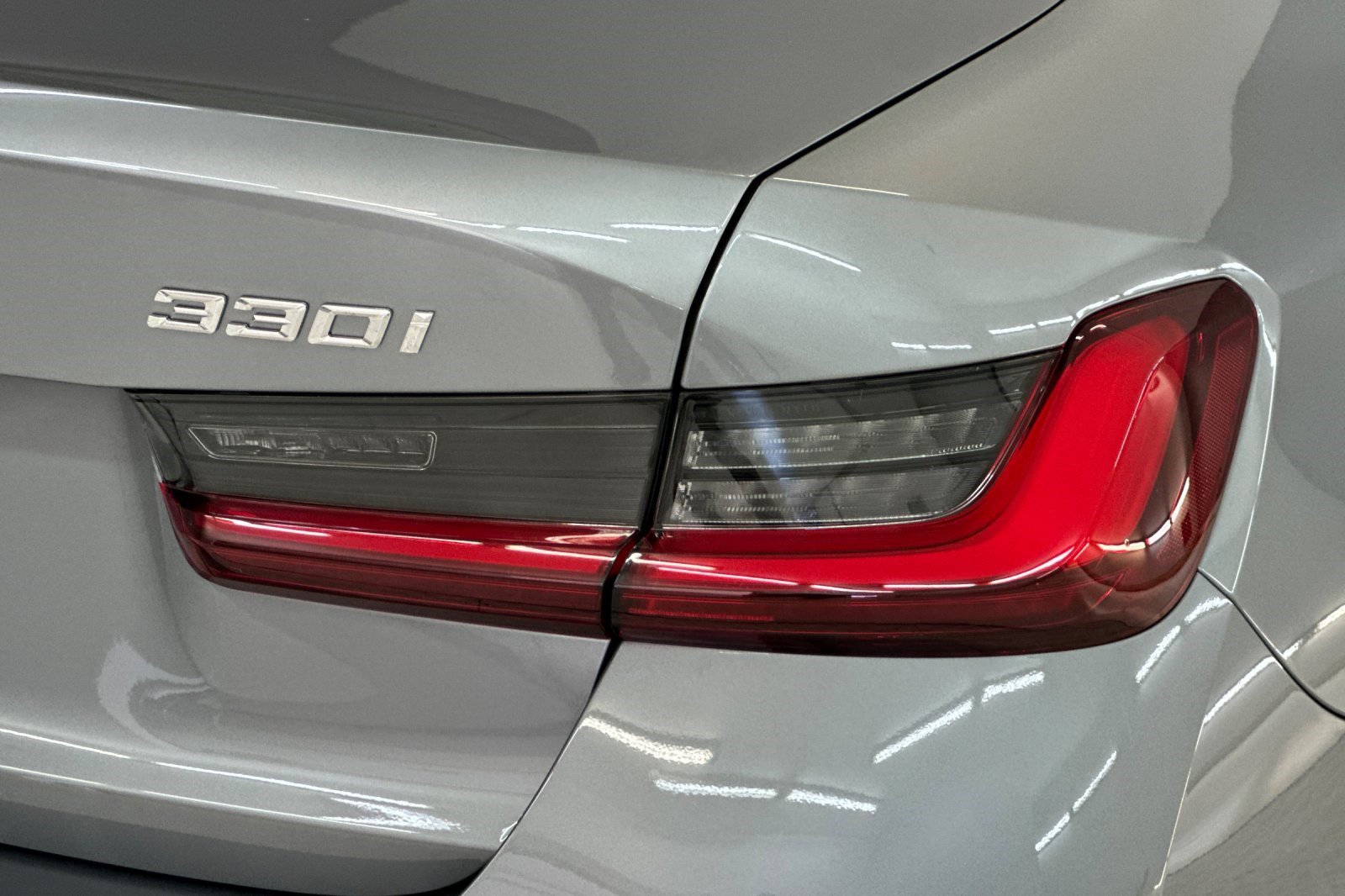 New 2026 BMW 330i Sedan w/ Convenience Package RWD image 12