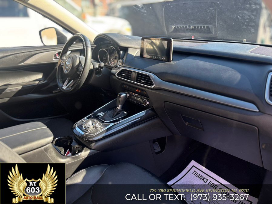 Used 2018 MAZDA CX-9 Touring AWD/4WD image 16