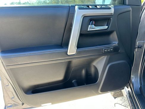 Used 2022 Toyota 4Runner Limited image 29