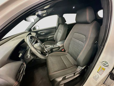 Used 2024 Honda HR-V Sport image 13
