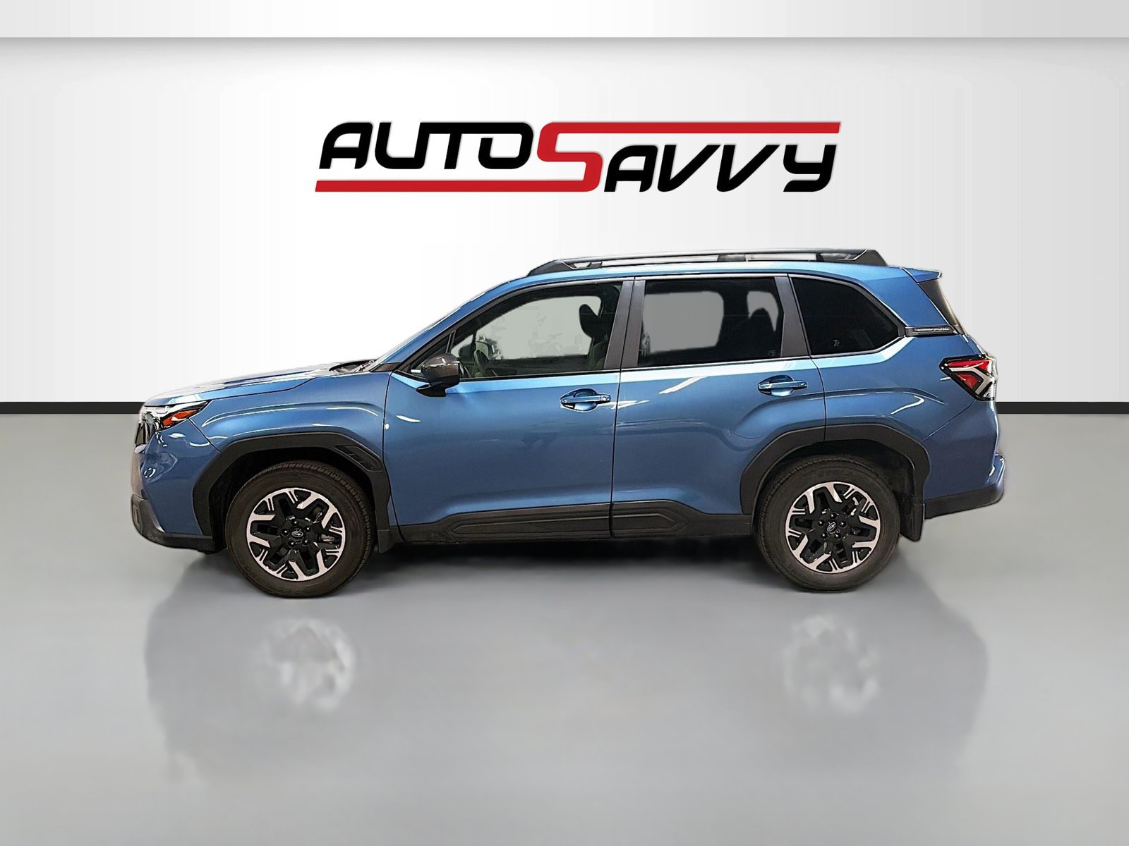 Used 2025 Subaru Forester Premium AWD/4WD image 4