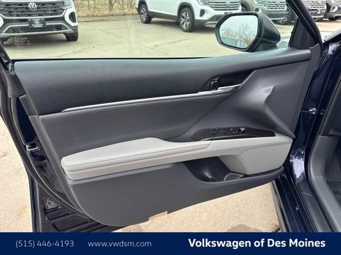 Used 2022 Toyota Camry XSE w/ Navigation Package image 23