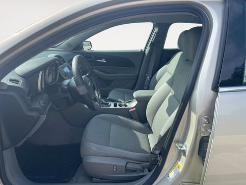 Used 2016 Chevrolet Malibu LS FWD image 9