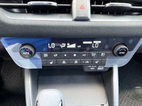 New 2026 Subaru Outback Limited AWD/4WD image 14
