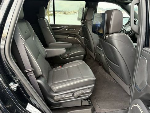 Used 2023 Cadillac Escalade Sport image 18