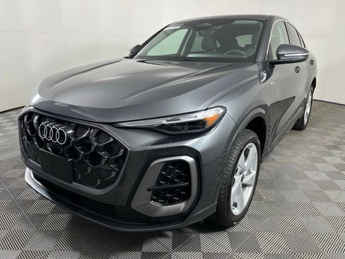 Certified 2025 Audi Q5 Premium Plus w/ Premium Plus image 4