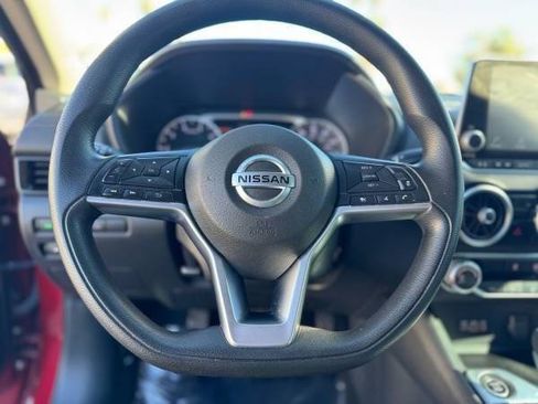 Used 2023 Nissan Sentra SV FWD image 10
