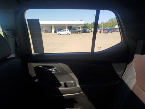 Certified 2023 Chevrolet Traverse High Country image 12