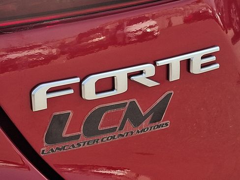 Used 2023 Kia Forte LXS w/ LXS Technology Package FWD image 29