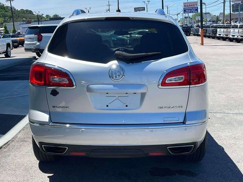 Used 2014 Buick Enclave Leather w/ Trailering Provision Package FWD image 4