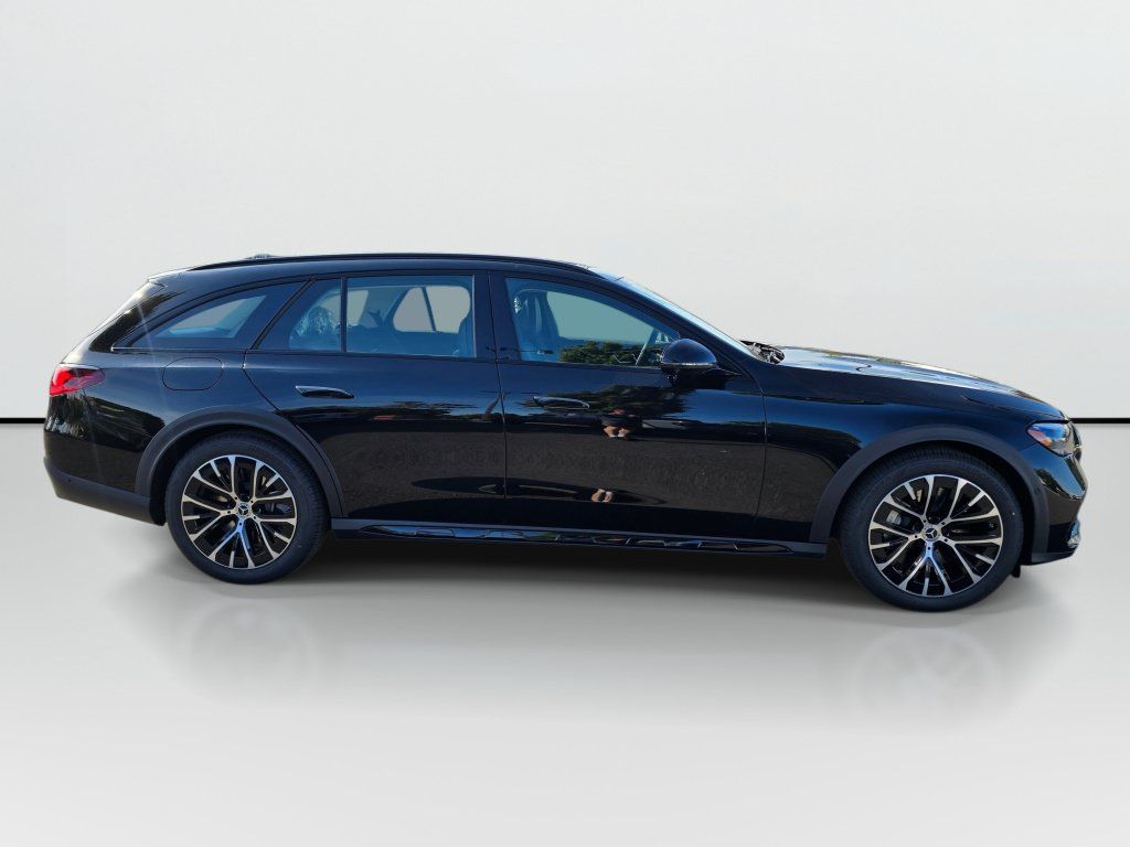 New 2027 Mercedes-Benz E 450 4MATIC All-Terrain Wagon image 3