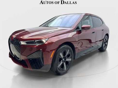 Used 2024 BMW iX xDrive50 w/ Premium Package AWD/4WD image 2