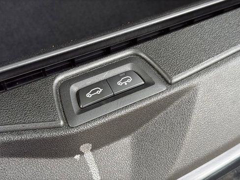 Used 2020 BMW X7 xDrive40i w/ Premium Package image 19