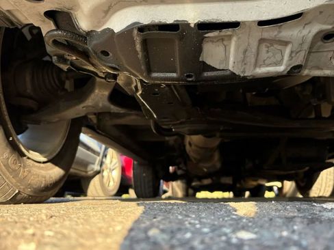 Used 2004 Honda Element EX image 19