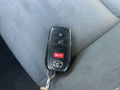 Used 2024 Toyota Tacoma TRD Off-Road AWD/4WD image 24