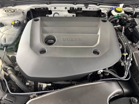 Used 2023 Volvo XC40 B5 Plus w/ Climate Package AWD/4WD image 37