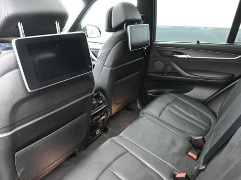 Used 2017 BMW X5 xDrive50i image 21