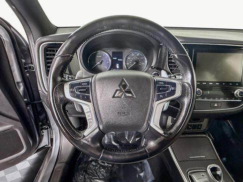 Used 2022 Mitsubishi Outlander GT image 13