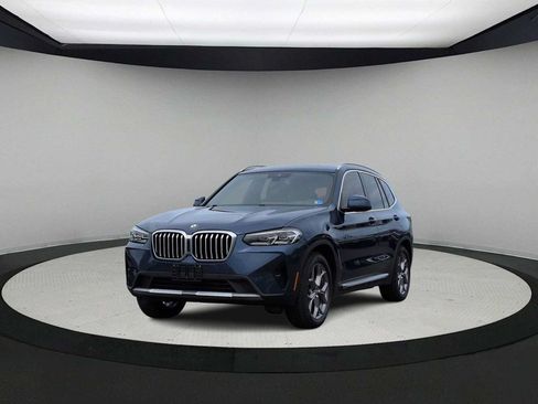 Used 2022 BMW X3 xDrive30i w/ Premium Package 2 AWD/4WD image 4