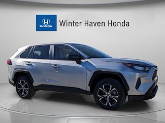 Used 2022 Toyota RAV4 LE video 1