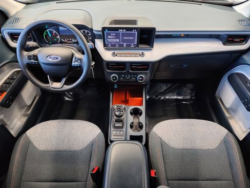 Used 2022 Ford Maverick XLT image 6