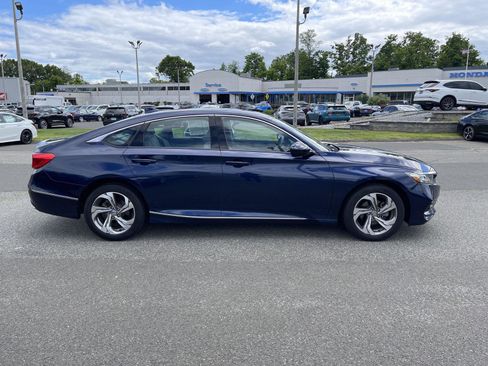 Used 2020 Honda Accord EX image 20