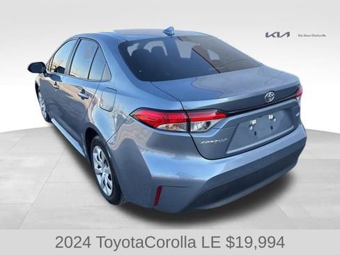 Used 2024 Toyota Corolla LE image 6