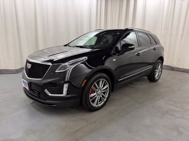 Used 2025 Cadillac XT5 Sportv w/ LPO, Floor Liner Package AWD/4WD image 3
