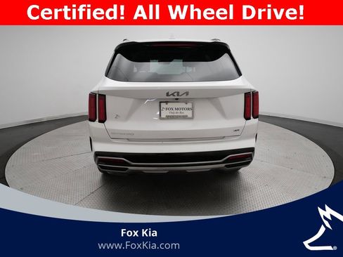 Certified 2023 Kia Sorento SX image 26
