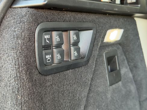 Used 2020 BMW X7 xDrive40i w/ Premium Package image 44