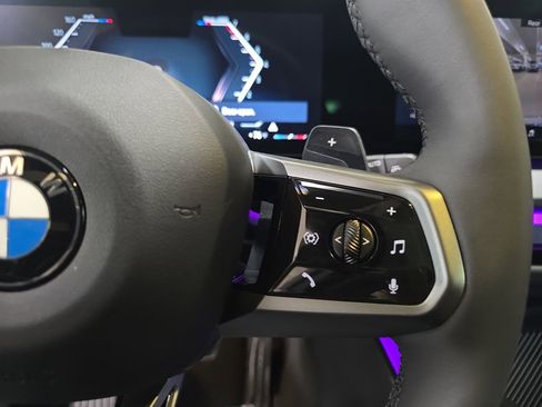 Used 2025 BMW X3 xDrive30i w/ Premium Package image 21