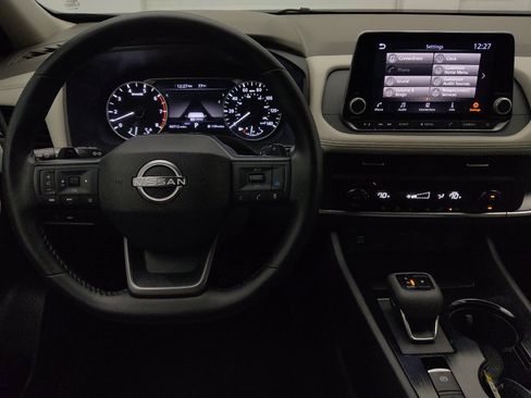 Used 2025 Nissan Rogue SV AWD/4WD image 22