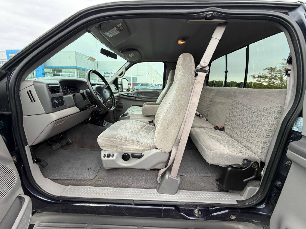 Used 2000 Ford F350 XLT AWD/4WD image 19