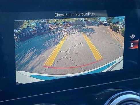 Used 2020 Mercedes-Benz GLB 250 4MATIC image 10